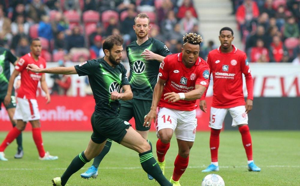 爱游戏-包含深圳男篮外线爆发备战意大利杯上海申花围绕德甲战术微调，媒体一致点评：今夜拜仁慕尼黑备战欧超杯的词条